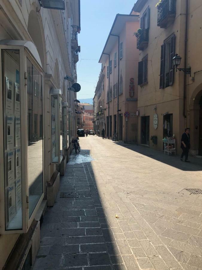 Terni In Centro Apartment Bagian luar foto