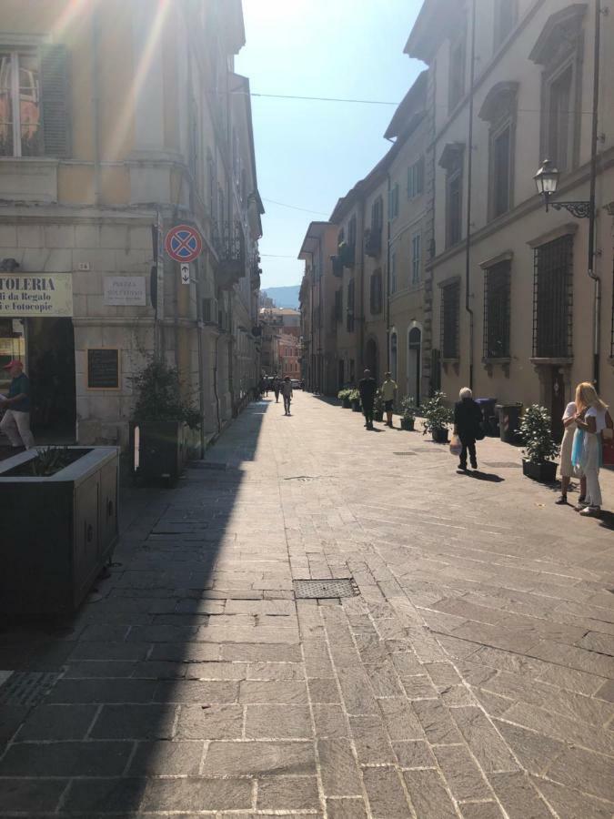 Terni In Centro Apartment Bagian luar foto